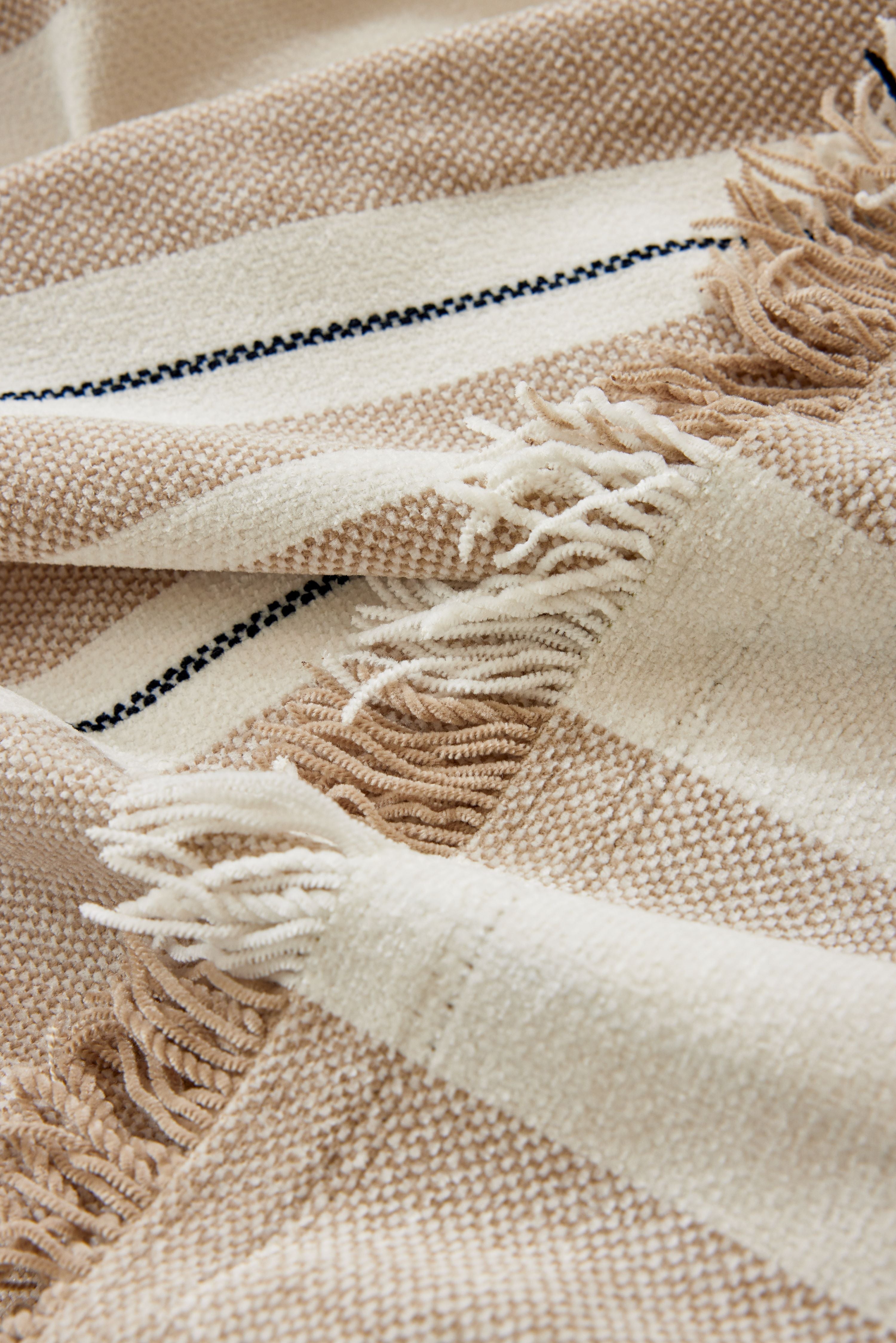 Sofa Throw - Striniara - Cross Khaki