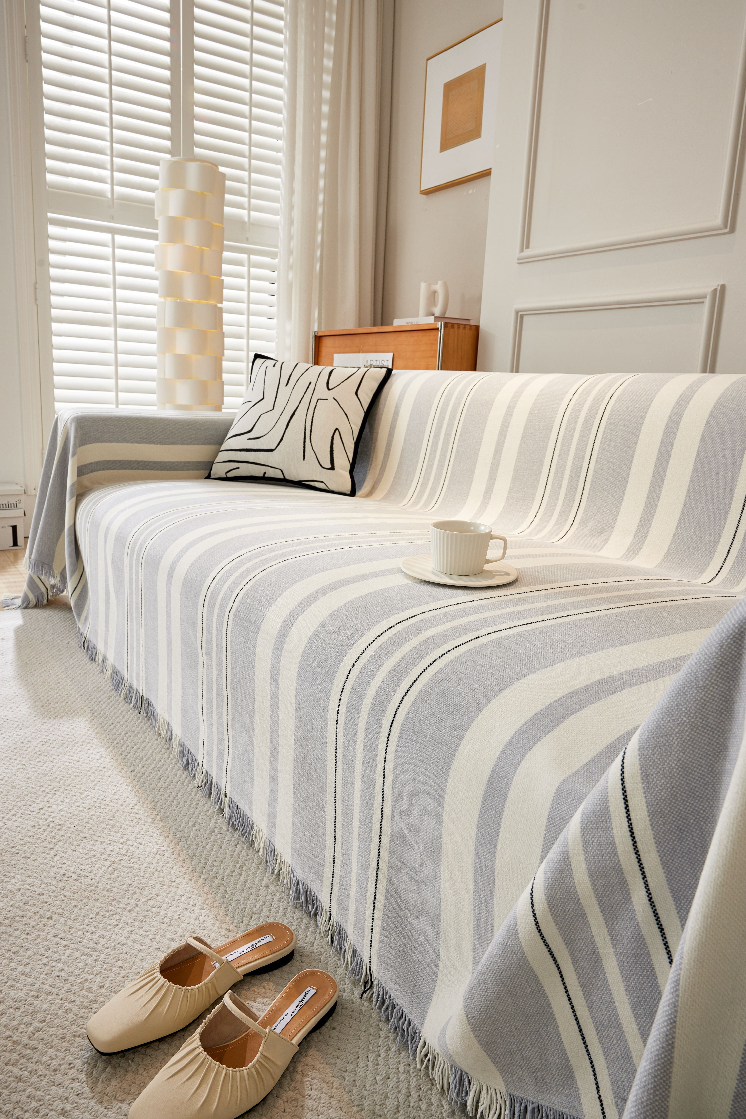 Sofa Throw - Striniara - Cross Gray