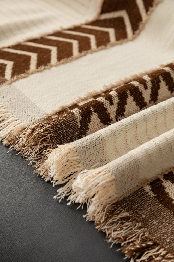 Sofa Throw - Klint - Chestnut Brown