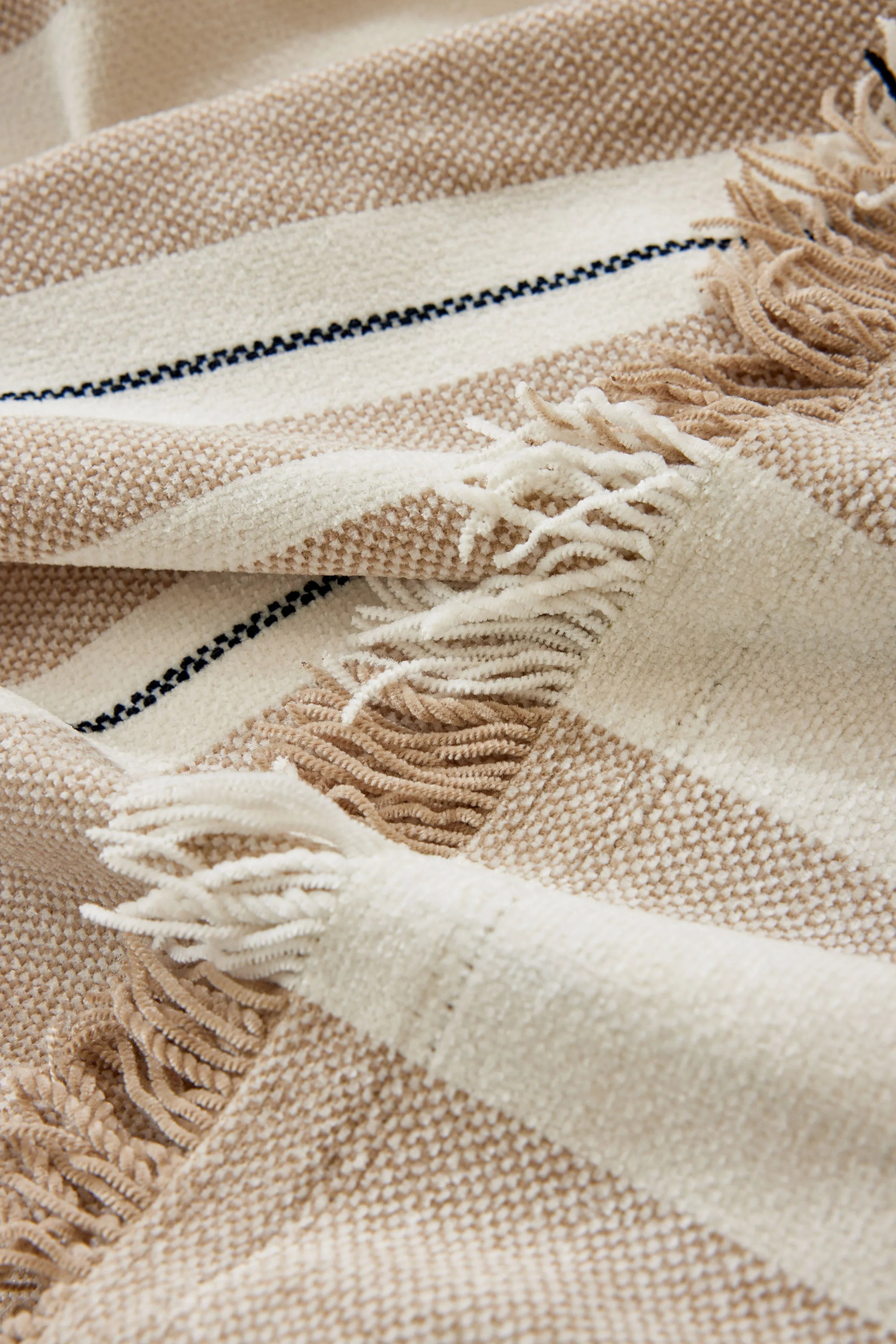 Sofa Throw - Striniara - Cross Khaki - The sofa cover crafter