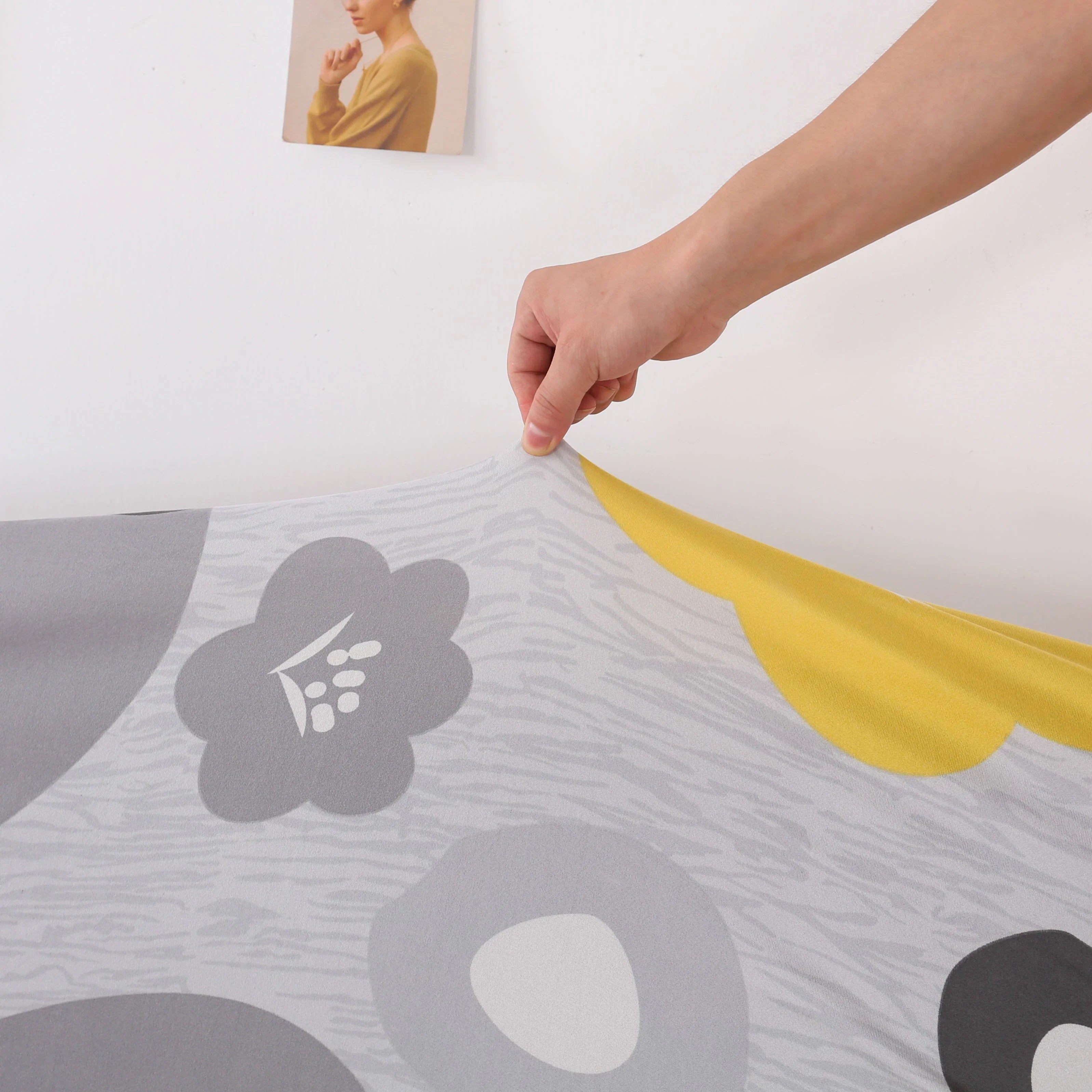Sofa Bed Cover - Flozure - Adaptable & Expandable - The sofa cover crafter