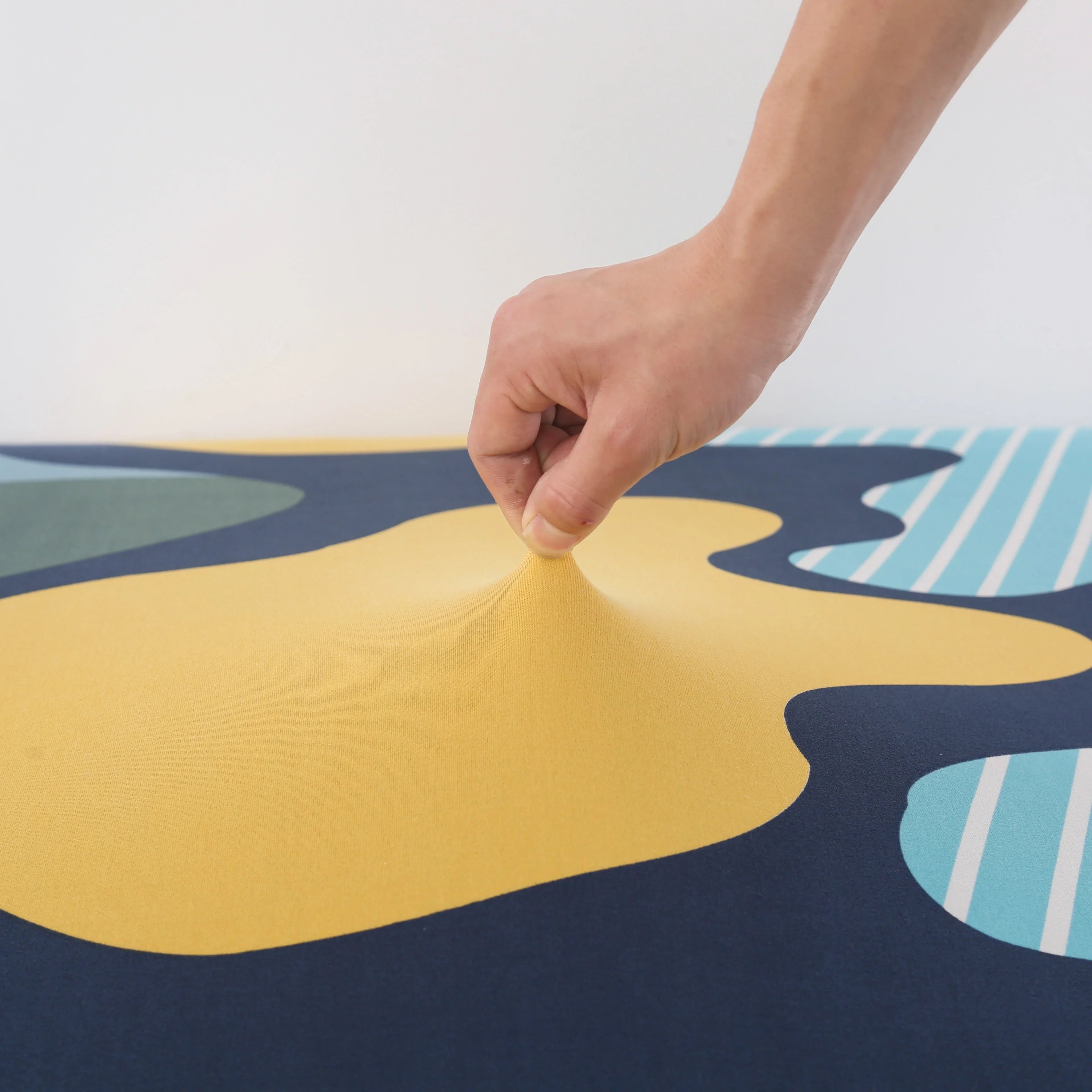 Sofa Bed Cover - Strastenchia - Adaptable & Expandable - The sofa cover crafter